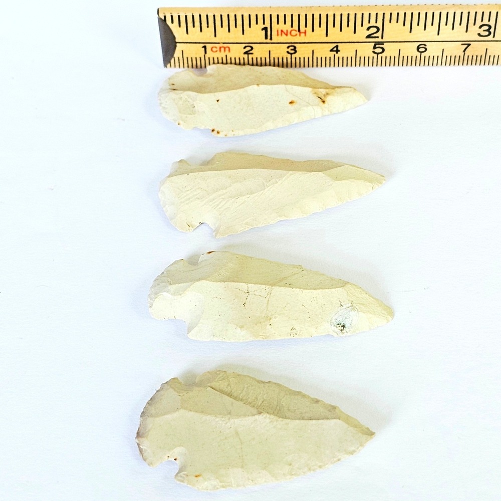 Set of 4 Hand Carved Stone Arrowheads Cream Chert Flint 2 Inch Primitive Decor